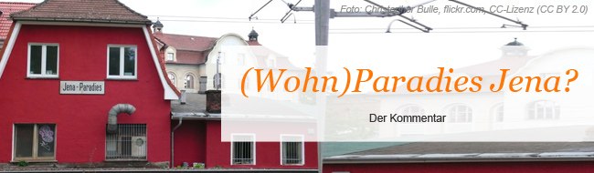 Foto: Christopher Bulle, flickr.com, CC-Lizenz (CC BY 2.0) Rotes Bahnhofshäuschen mit Schild "Jena-Paradies"