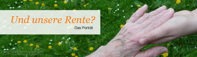 Eine junge und eine alte Hand greifen ineinander